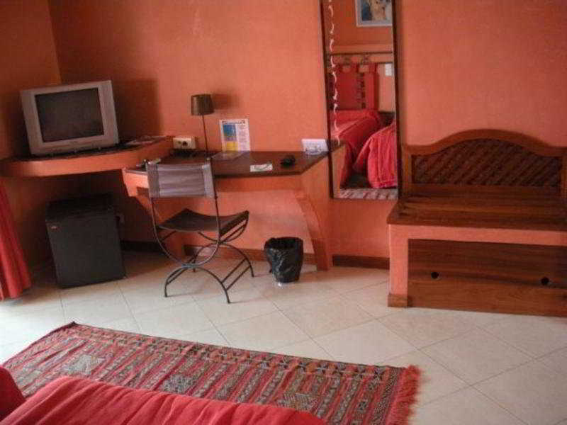 Casino Du Cap Vert Ngor Extérieur photo
